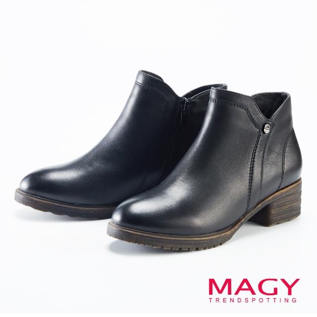 【MAGY】復古帥氣鉚釘真皮 女 短靴(黑色)