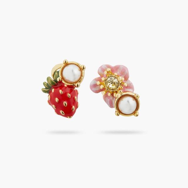 【Les Nereides】莓果森林-野生草莓與淡水珍珠不對稱耳環