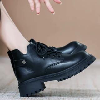 【JC Collection】真皮圓頭舒適英倫厚底綁帶馬丁短靴(黑色)