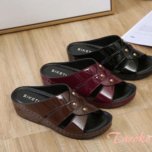 【Taroko】金屬圓珠簡約魚嘴漆皮坡跟拖鞋(3色可選)