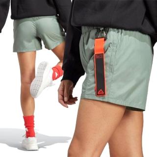 【adidas 愛迪達】W C ESC Short 女款 綠色 運動 休閒 高腰 舒適 拉鍊口袋 戶外風 短褲 IC0254
