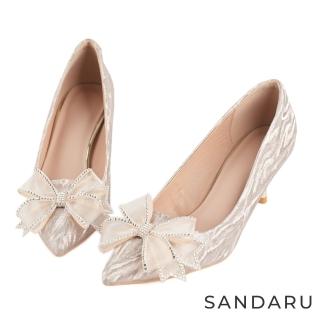 【SANDARU 山打努】跟鞋 蕾絲造型蝶結珠光中跟包鞋(金)