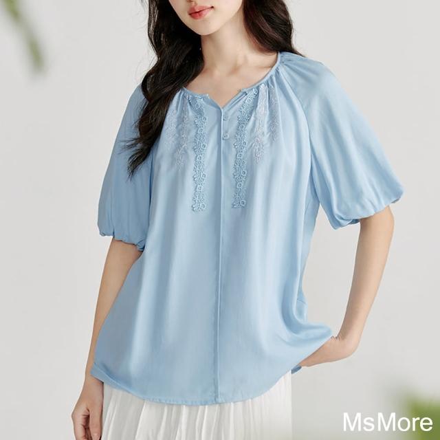 【MsMore】繡花中式國風V領泡泡短袖寬鬆中長版上衣#121500(白/藍)