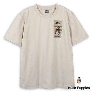 【Hush Puppies】男裝 T恤 簡約設計植絨印花文字刺繡狗寬鬆版短袖T恤(淺卡其 / 43111111)