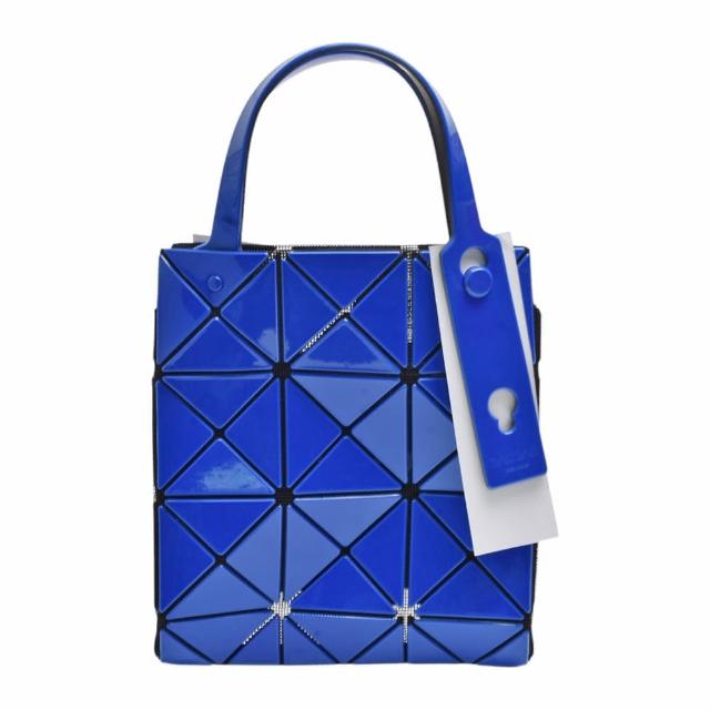 【ISSEY MIYAKE 三宅一生】三宅一生BAOBAO結晶透光幾何方格3X3手提包(XS-皇家藍色BB46-AG610-72)