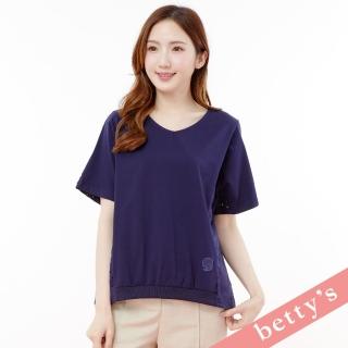 【betty’s 貝蒂思】多邊形鏤空蕾絲拼桃領短袖T-shirt(深藍)