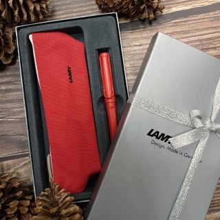 【LAMY】草莓奶油系列 草莓鋼珠筆筆袋禮盒(紅筆袋+320)