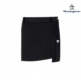 【Munsingwear】企鵝牌 女款黑色時尚簡約不對稱裙襬防曬機能短裙 MLTL8701