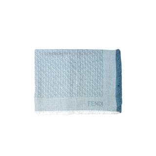 【FENDI 芬迪】FF Logo滿版絲質圍巾/披巾(FXT069-藍綠)