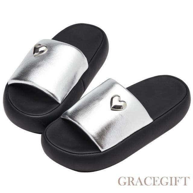【Grace Gift】時髦愛心飾釦澎澎寬帶厚底拖鞋(銀)
