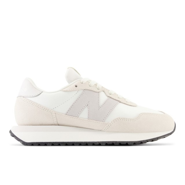 NEW BALANCE】NB 237 休閒鞋女鞋白灰米杏麂皮B楦(WS237SW) - momo購物 