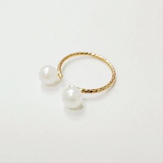 【me.luxe】K10黃K珍珠耳骨夾-單耳(日本輕珠寶網路銷售NO.1)