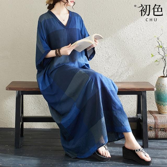【初色】休閒格紋寬鬆透氣顯瘦百搭V領五分袖連衣裙連身洋裝長洋裝-藍色-35150(F可選)