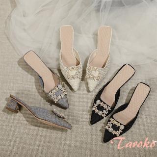 【Taroko】皺褶紋綢緞尖頭花漾珍珠包頭拖鞋(3色可選)