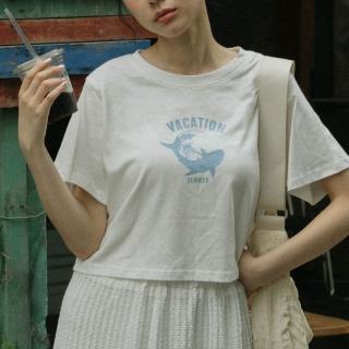 【Queenshop】女裝 短袖 鯨魚與海浪印圖短版上衣 三色售 現+預 01039987