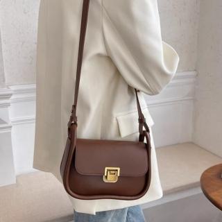 【2026】平價包包推薦10款高評價人氣品牌排行榜 | 好吃美食的八里人