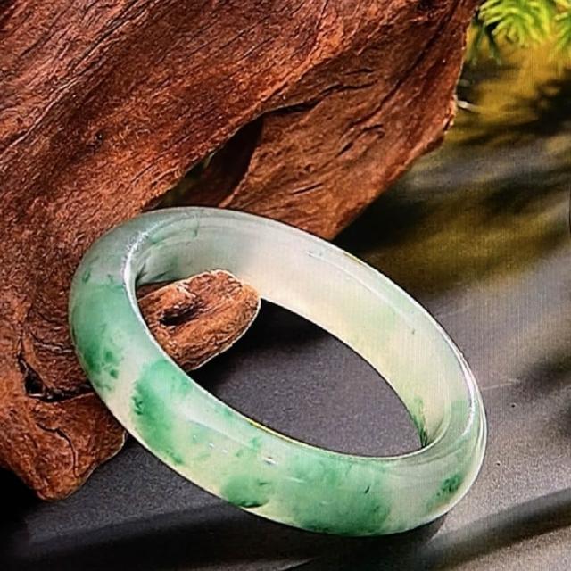 【2025】翡翠玉石推薦ptt》10款高評價人氣品牌排行榜 | 好吃美食的八里人