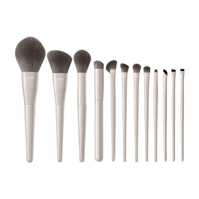 | 好吃美食的八里人 【2025】蜜粉刷具推薦10款高評價人氣品牌排行榜 | 好吃美食的八里人