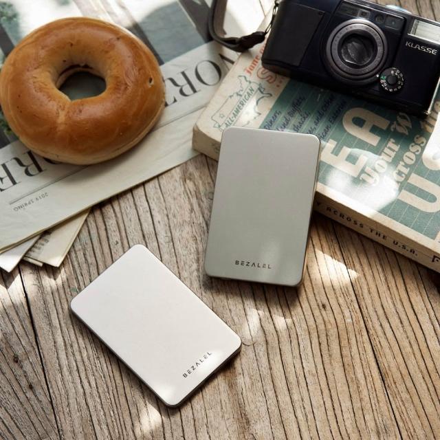 【2025必買】輕薄行動電源終極推薦清單 | 好吃美食的八里人