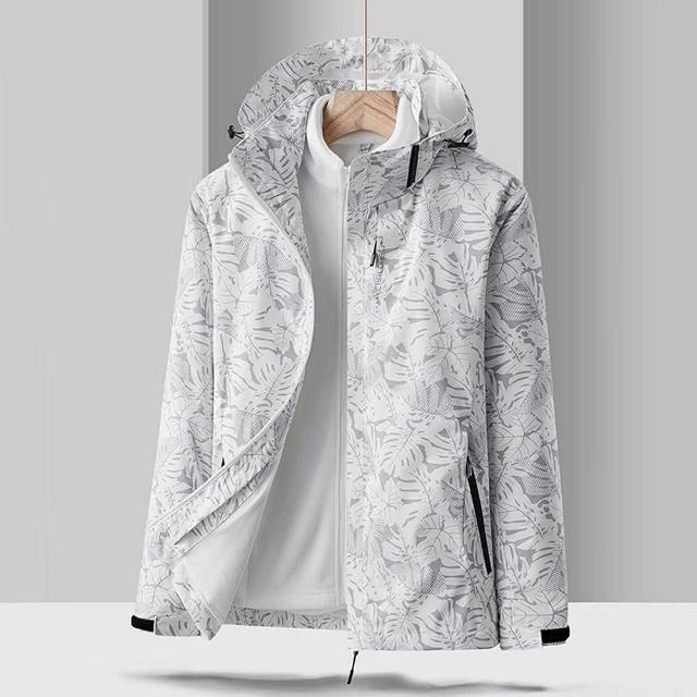 【2025】衝鋒衣推薦10款高評價衝鋒衣品牌排行 | 好吃美食的八里人