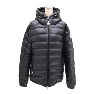 【2026必買】MONCLER羽絨外套終極推薦清單 | 好吃美食的八里人