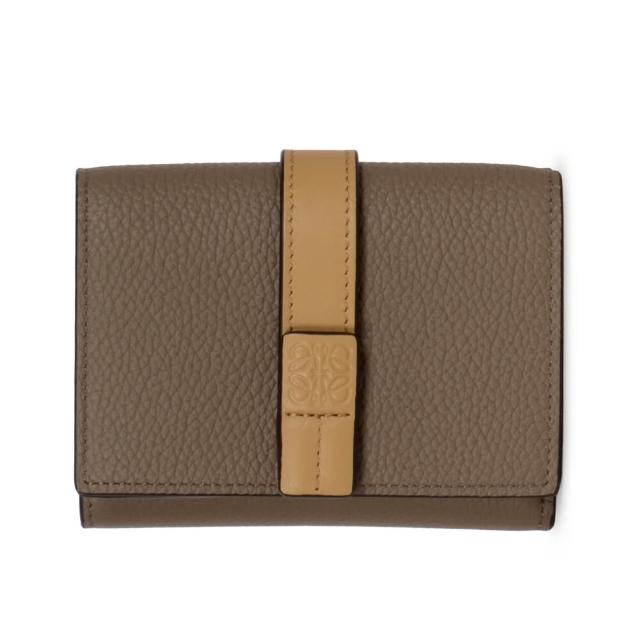 【2026】女短夾推薦10款高評價女短夾品牌排行 | 好吃美食的八里人