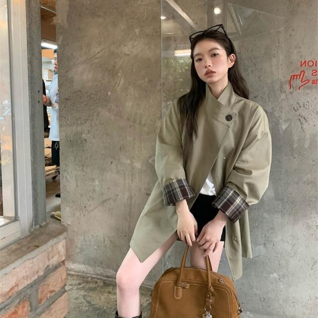 【2026】風衣外套推薦ptt》10款高評價人氣品牌排行榜 | 好吃美食的八里人