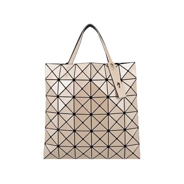 【2026】三宅一生包包推薦10款高評價三宅一生包包品牌排行 | 好吃美食的八里人