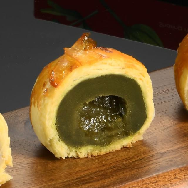 【2026】蛋黃酥推薦｜10款高評價人氣品牌排行榜 | 好吃美食的八里人