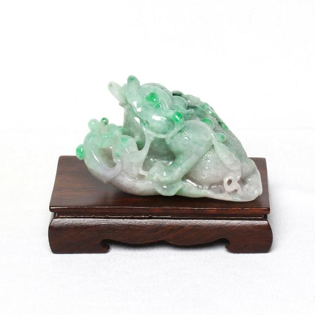 雅紅珠寶】天然春帶彩翡翠玉擺件-三角蟾蜍-專咬錢財- momo購物網- 好評