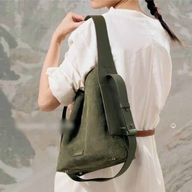 【2026】真皮側肩包女推薦10款高評價人氣品牌排行榜 | 好吃美食的八里人